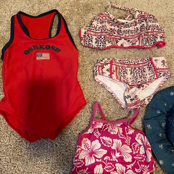 Girls 6-12 month swimsuit lot - Picture 4 of 5